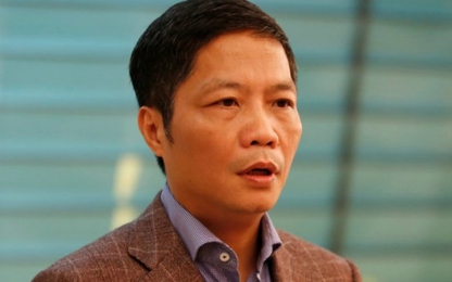 Bộ trưởng Bộ Công Thương xin lỗi vì 'xe vào sân bay đón người thân'