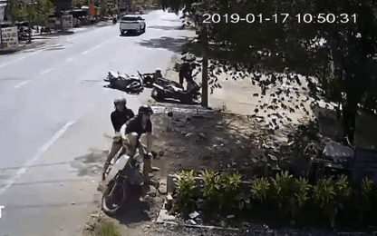 Tên cướp ngã dúi dụi, nhưng vẫn kịp chạy vì sai lầm của nạn nhân