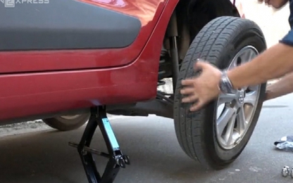 Những rủi ro ít biết khi tự thay lốp ôtô