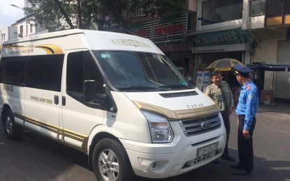 TP.HCM: Thanh tra giao thông “trảm xe dù" tại trung tâm quận 1