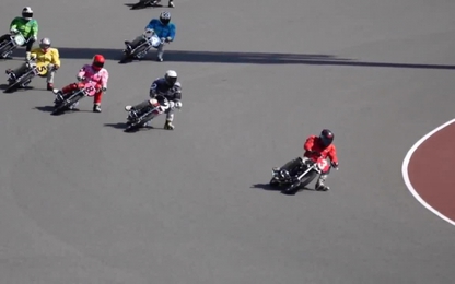 Đua xe máy không phanh ở Nhật Bản