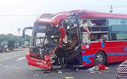 Danh tính nạn nhân bị thương vụ hai ô tô đấu đầu ở Gia Lai