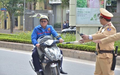 Công cụ hỗ trợ của cảnh sát giao thông khi làm nhiệm vụ