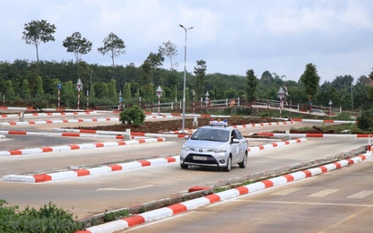 Tăng câu hỏi, siết chặt đầu ra người học bằng lái
