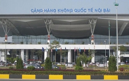 Hé lộ nguyên nhân nhân viên sân bay Nội Bài bị dí dao doạ giết
