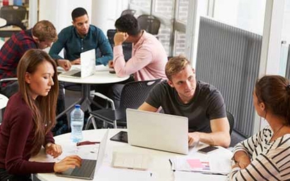 Học sinh phải trả mức học phí bao nhiêu khi du học ở Anh?