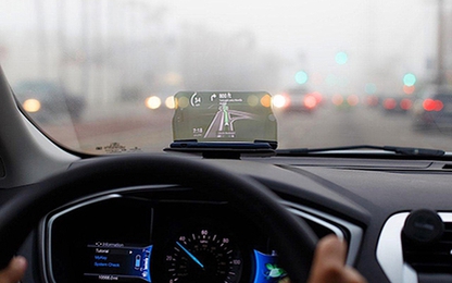 Hiển thị trên kính lái - tính năng giúp tài xế tập trung lái xe