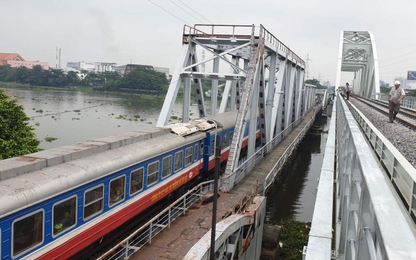 Thông cầu đường sắt Bình Lợi mới thúc đẩy phát triển kinh tế xã hội