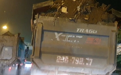 Lạnh gáy khi đi gần đoàn xe tải chở hàng kiểu "bất chấp" pháp luật