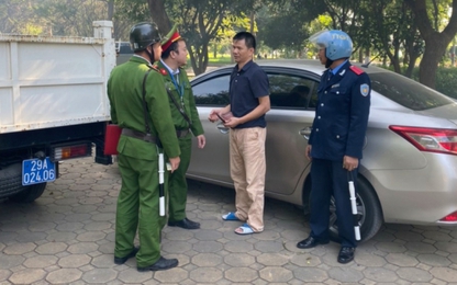 Sau loạt bài ôtô "ken đặc" dưới lòng đường: Quận, phường đồng loạt xử lý