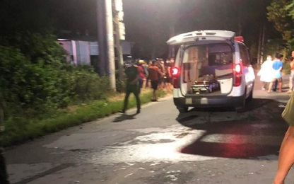 Hai xe máy đối đầu ở Quảng Nam, 3 người thương vong