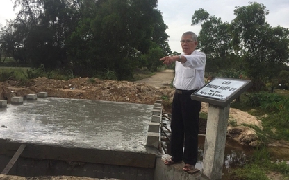Cựu chiến binh bỏ tiền túi xây 28 cầu dân sinh ở Quảng Nam