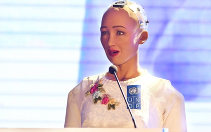 Robot Sophia nói gì về 4.0 ở Việt Nam?