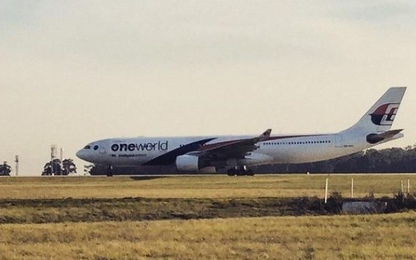 Máy bay của Malaysia Airlines hạ cánh khẩn do gặp sự cố về động cơ