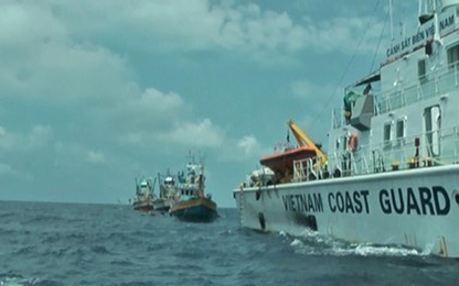 Cảnh sát biển xử lý ba tàu cá Thái Lan xâm phạm vùng biển VN