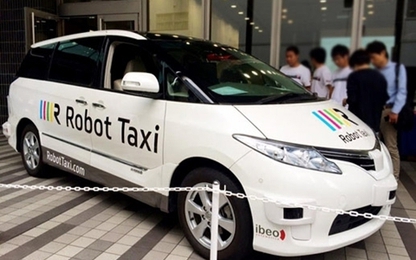 Taxi Robot cho người già Nhật Bản sẽ khai trương từ năm tới