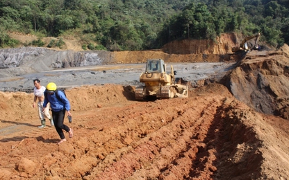 Vụ vỡ đập chứa bùn thiếc ở Nghệ An: Hé lộ nhiều sai phạm