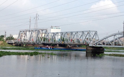 Hạn chế giao thông trên sông Sài Gòn để thi công cầu sắt Bình Lợi