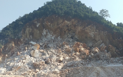 Tin chính thức vụ sập mỏ đá làm 3 người thương vong ở Nghệ An