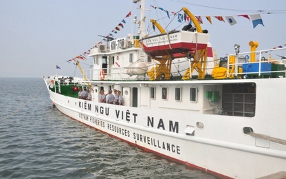 Kiểm ngư Việt Nam trục xuất 42 tàu cá Trung Quốc vi phạm
