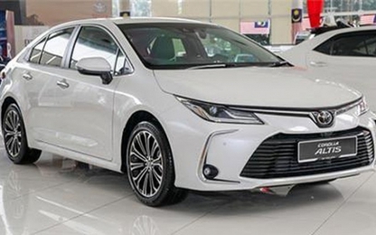 Nhiều xe Toyota giảm giá 45-85 triệu đồng