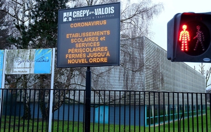 Pháp đóng cửa hơn 100 trường học vì lo ngại Covid-19