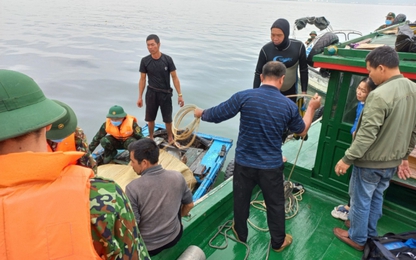 Quảng Ninh:Tàu vận tải va chạm với tàu đánh cá khiến 2 người tử vong