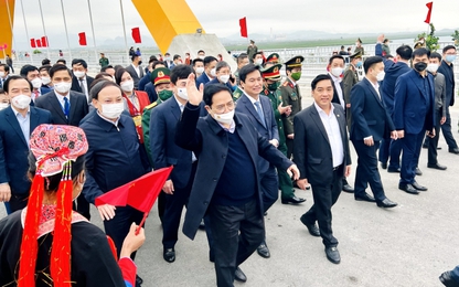 Thủ tướng cắt băng khánh thành hai dự án giao thông lớn ở Quảng Ninh