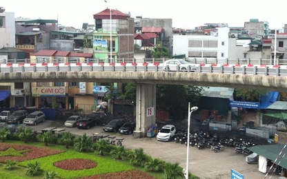 Gầm cầu bị "xẻ thịt" trông giữ xe: Sở GTVT Hà Nội không cấp phép