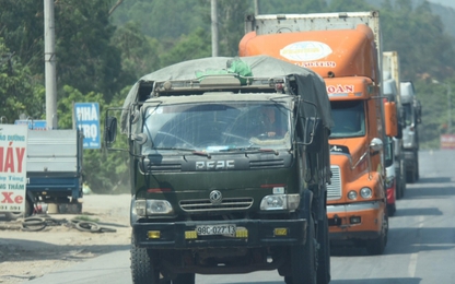 Lạng Sơn: “Binh đoàn” xe quá tải tung hoành, tỉnh lộ “gồng mình” chống đỡ