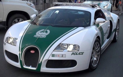Chiêm ngưỡng dàn siêu xe trăm tỷ của cảnh sát Dubai