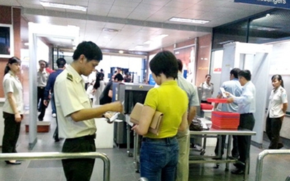 Phát hiện nữ khách giả giấy tờ nhân thân đi máy bay Vietnam Airlines