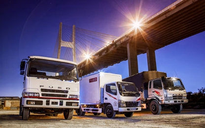 Xe tải FUSO chạy 18.000km kết nối khách hàng cả nước