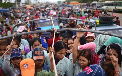 Campuchia: Xe tải húc đuôi nhau, 70 công nhân bị thương