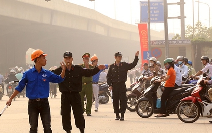5 lực lượng xuống đường chống ùn tắc ở Hà Nội
