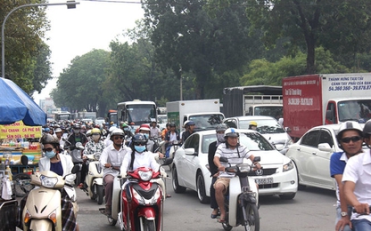 Cấm ô tô buổi sáng để giảm kẹt xe đường Hoàng Minh Giám