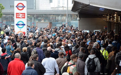 Anh: Gần 5 triệu lượt khách sử dụng tàu điện ngầm chỉ trong 1 ngày