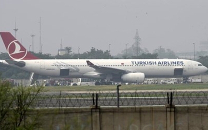 Máy bay Thổ Nhĩ Kỳ hạ cánh khẩn cấp vì đe dọa đánh bom