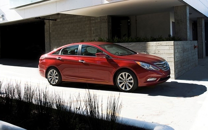 Hyundai thu hồi gần nửa triệu xe do lỗi hệ thống phanh