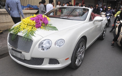 Chi tiết siêu xe Bentley GTC trong đám cưới Kiều Anh