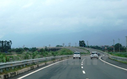 Hai phương án đầu tư xây tuyến đường cao tốc Hà Nội-Vientiane