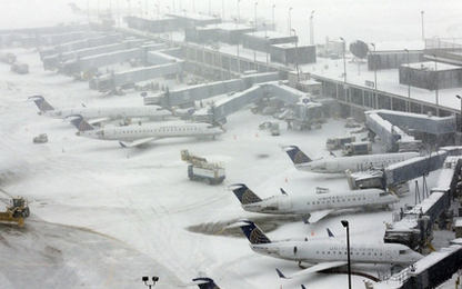 Mỹ: Hàng trăm chuyến bay bị hủy vì bão