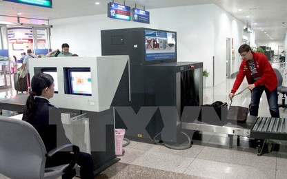 Nhiều biện pháp giải tỏa hành khách tại sân bay Tân Sơn Nhất