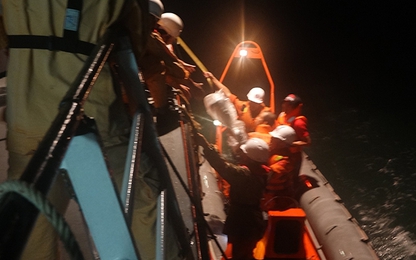 Hành trình cứu sống 20 thuyền viên gặp nạn giữa đêm trên biển Đà Nẵng