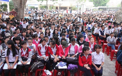 Hơn 4.000 học sinh dự tư vấn hướng nghiệp tại Nha Trang