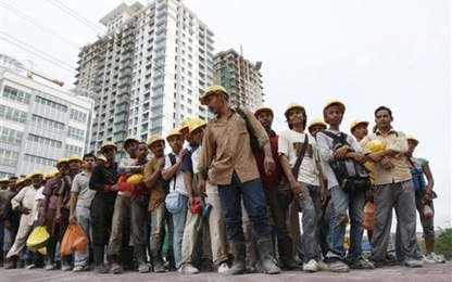 Lao động nước ngoài ở Malaysia phải khám bệnh định kỳ