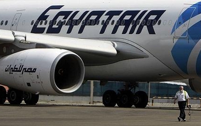 Máy bay Ai Cập phải hạ cánh khẩn cấp vì bị đe dọa đánh bom