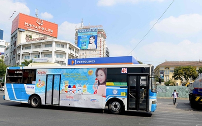 Mới quảng cáo trên 171 xe buýt, TP.HCM đã thu được 14,6 tỉ đồng