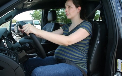 Bí quyết để phụ nữ mang thai lái xe an toàn?