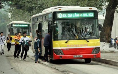 Hà Nội thí điểm đăng ký trực tuyến vé tháng xe buýt